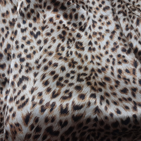 Victoria’s Secret Cheetah Animal Print Terry Cloth LinedBelted Robe Size XS - Picture 6 of 7